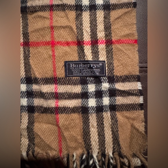 BURBERRY SCARF! Authentic❗️ - Picture 4 of 4